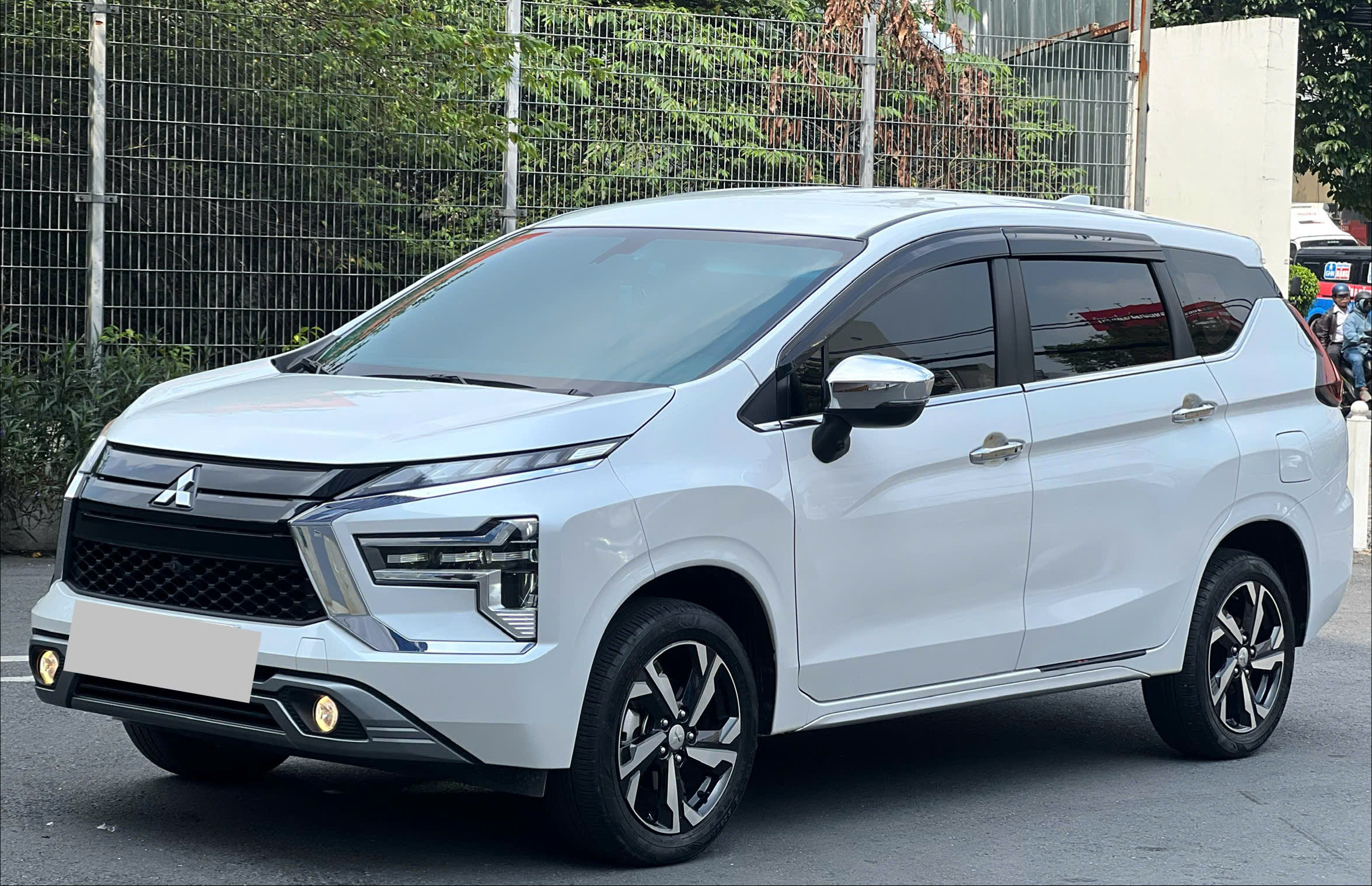 MITSUBISHI XPANDER PRE 1.5L TRẮNG